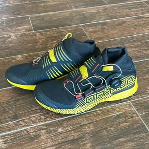 NWT La Sportiva Cyklon with Boa Closure (Mens 10)